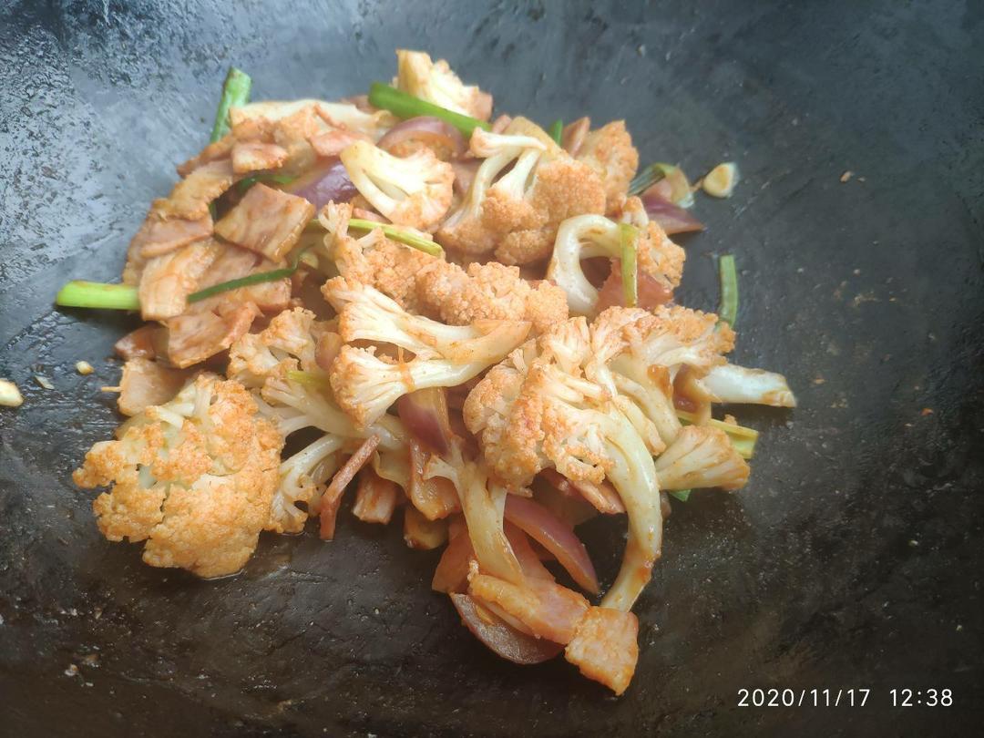 又脆又香又辣的干锅有机花菜