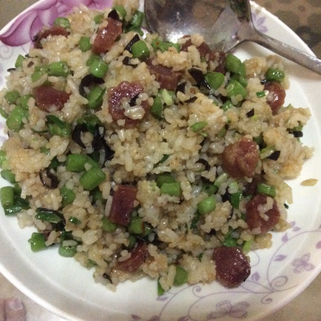 腊肠炒饭