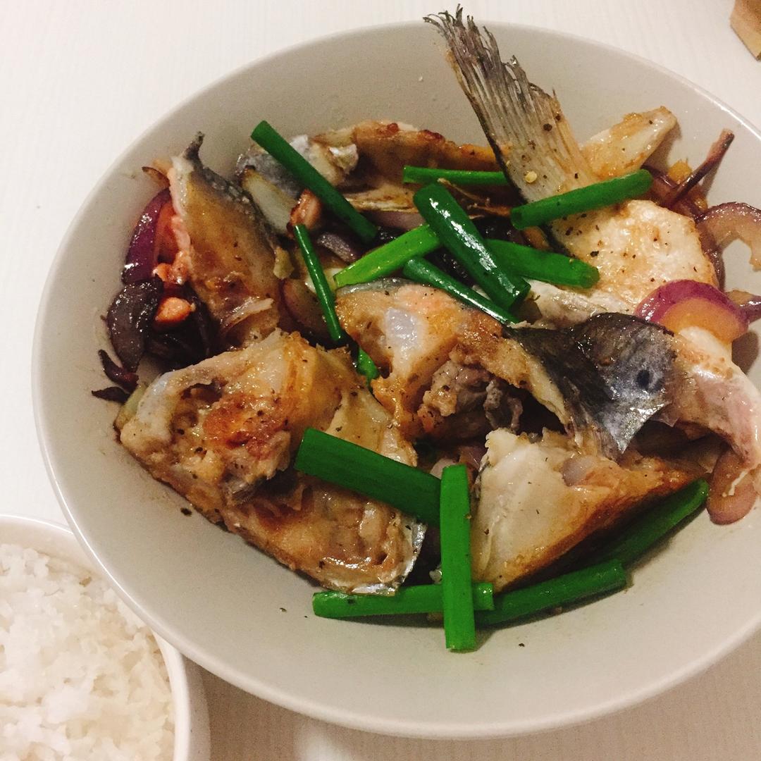 《中餐厅》张亮的焗三文鱼头