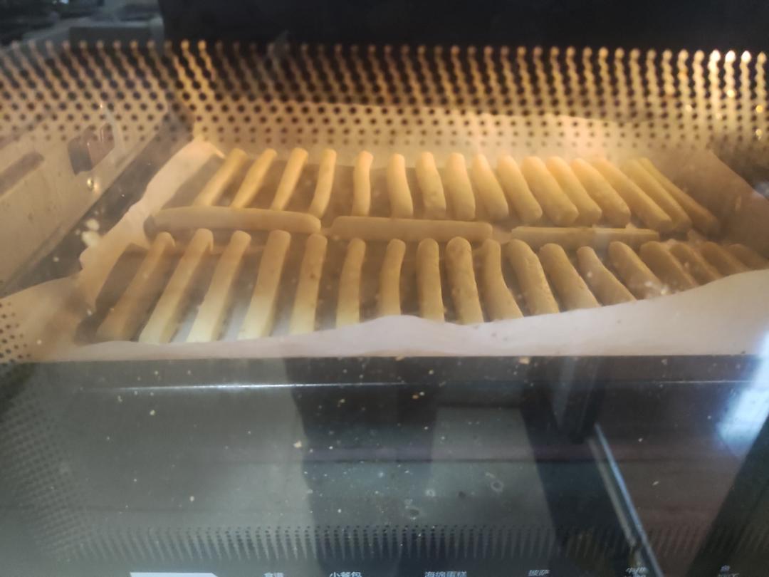 奶酪芝士条‼️奶香浓郁，酥脆好吃‼️