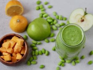 早餐健康饮品系列—芒果毛豆奶昔的做法 步骤3