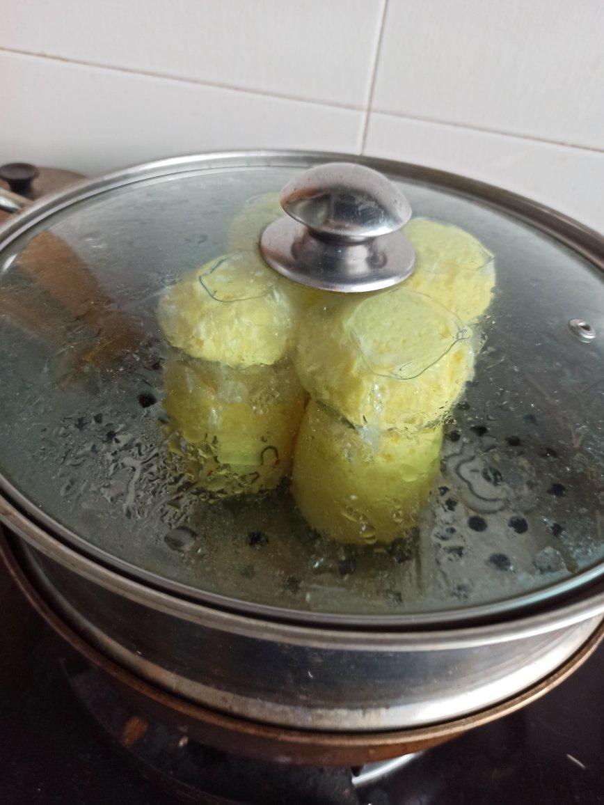 牛奶鸡蛋布丁（非烤箱版，超级简单）