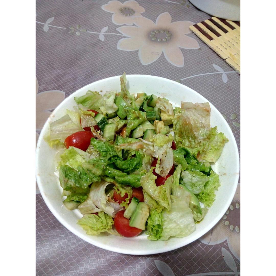 牛油果土豪沙拉