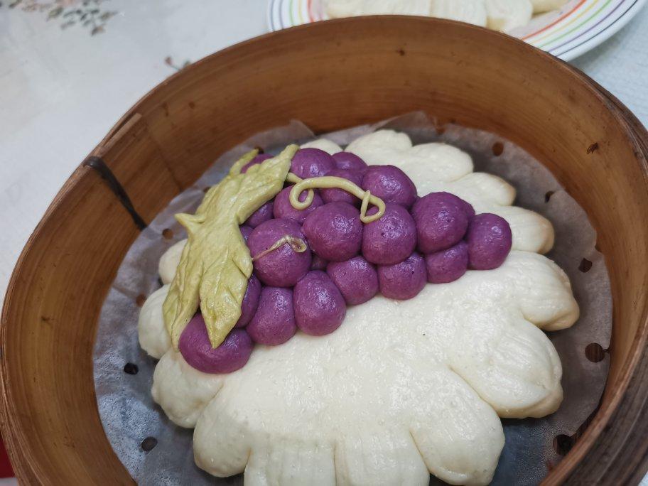 微不足到做的卡通馒头葡萄造型牛奶馒头