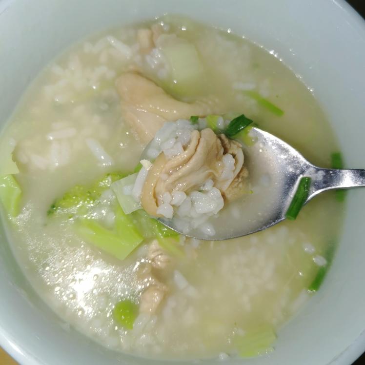 鸡肉蔬菜粥