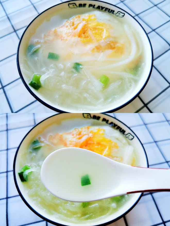 十分钟搞定的美味❗润肺鲜汤❗黄磊老师同款❗煎蛋萝卜汤❗的做法