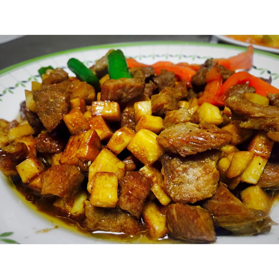 黑椒杏鲍菇牛肉粒