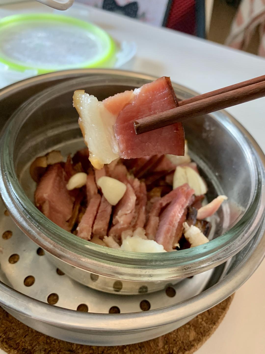 香而不腻清爽版白辣椒蒸腊肉