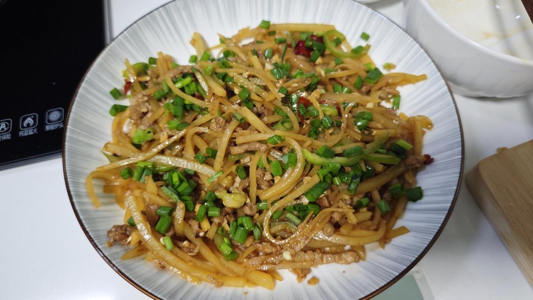 酸辣土豆肉丝——绝对最好吃！