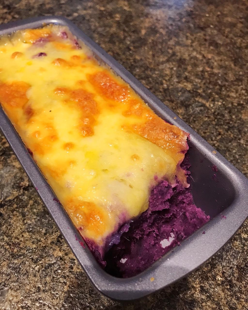 靳小闹做的芝士焗紫薯