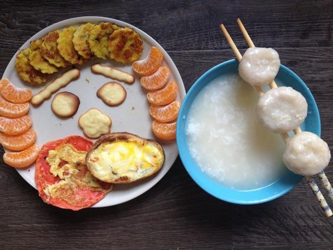 早餐---芝士焗薯船+蛋黄饼干+土豆软饼+馒头+柑橘的做法