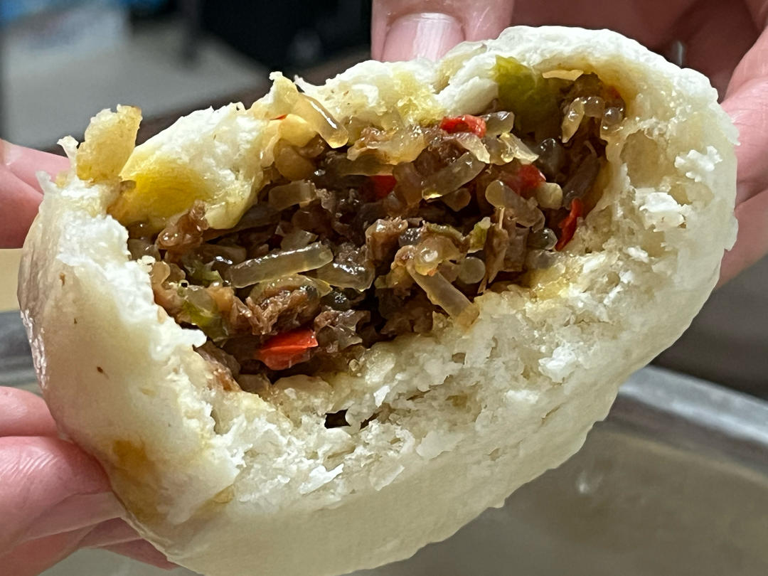 肉末粉丝包
