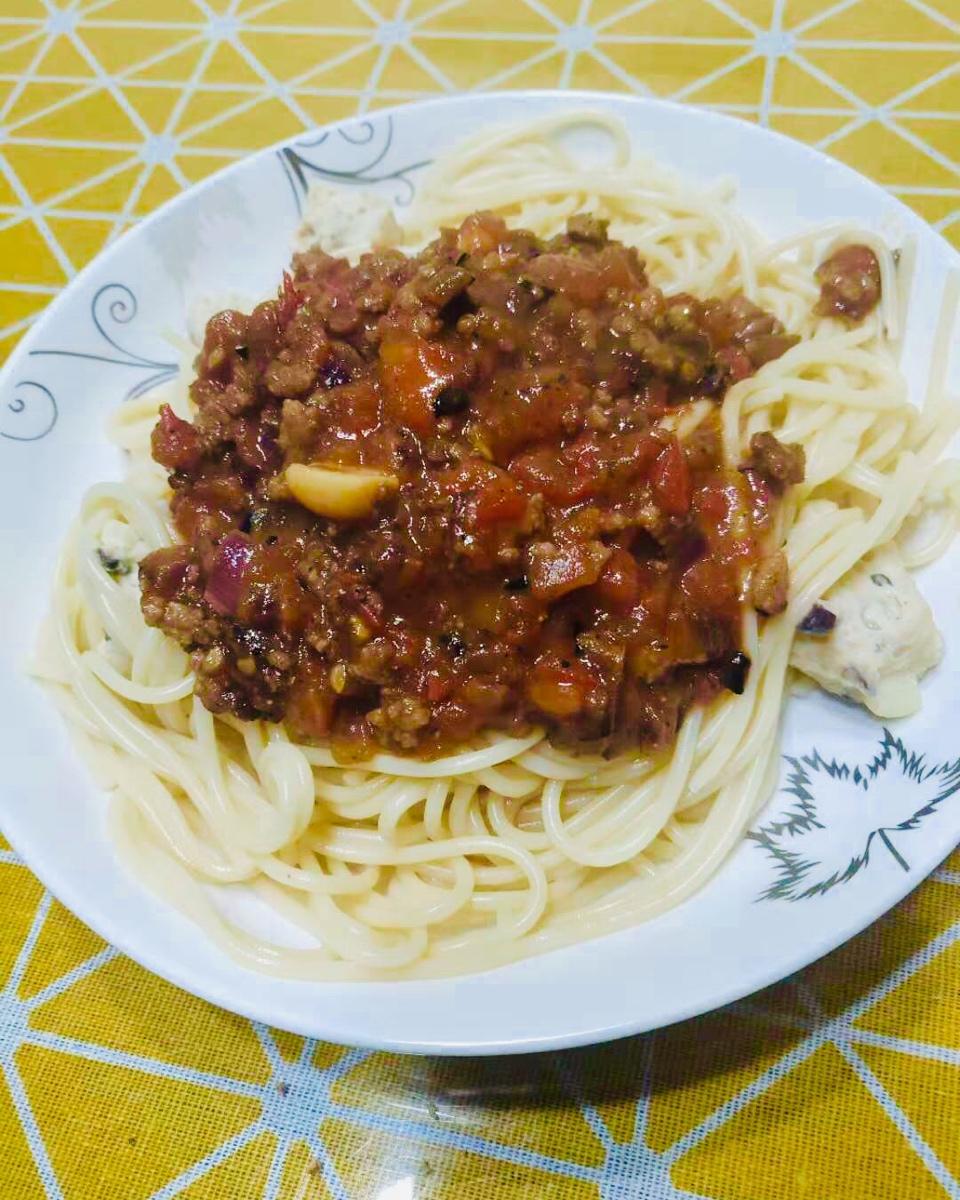 番茄肉酱意大利面