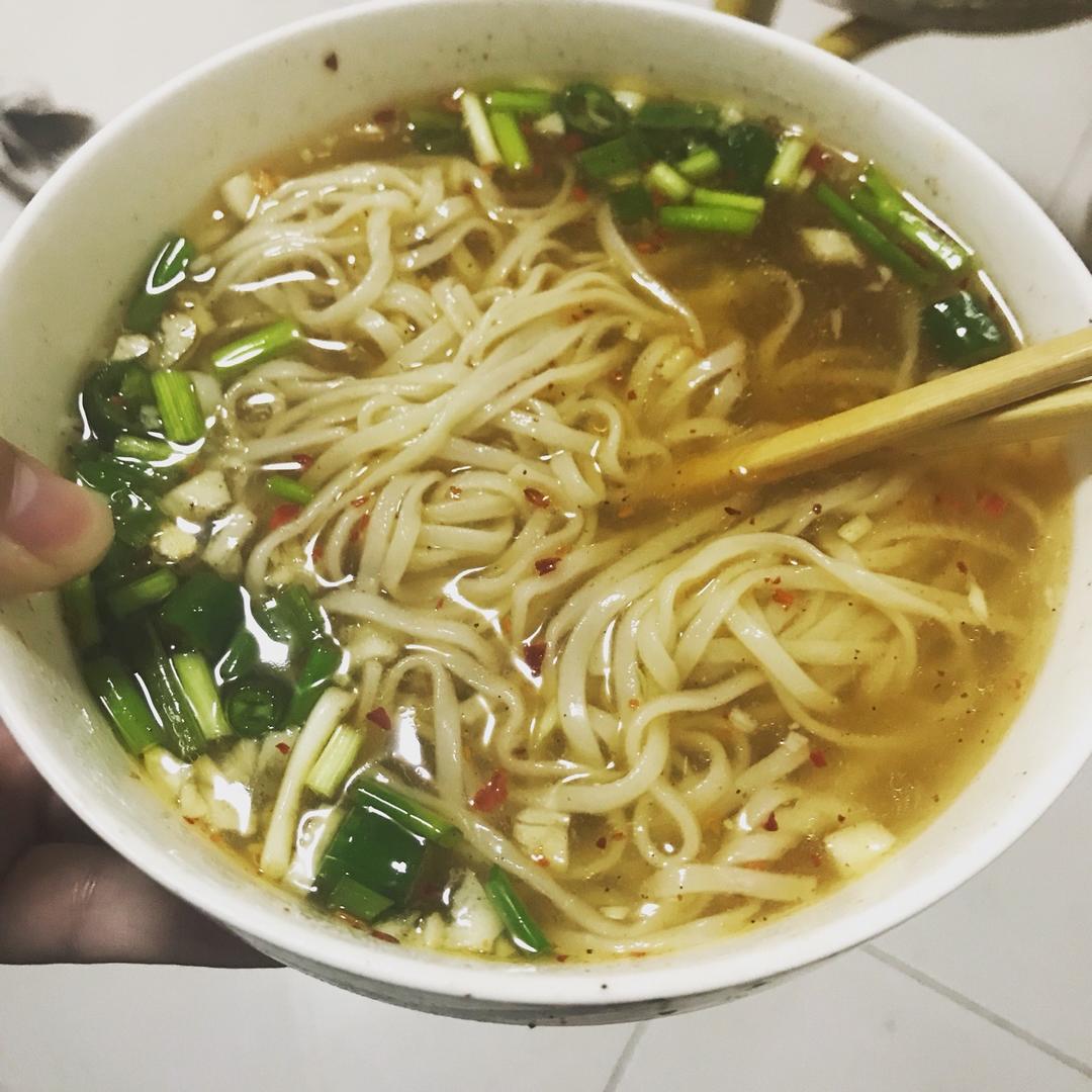 刘舍予做的一碗热汤面