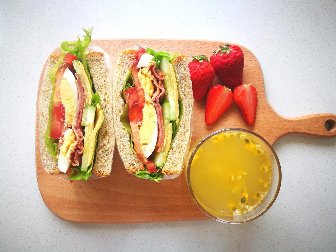 如何做超厚的沼三明治~详细tip！牛油果鸡蛋午餐肉三明治~