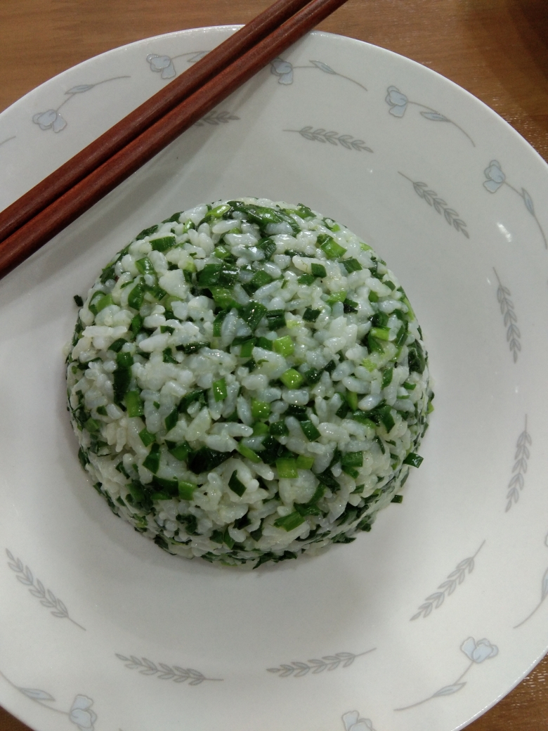 韭菜炒饭的做法