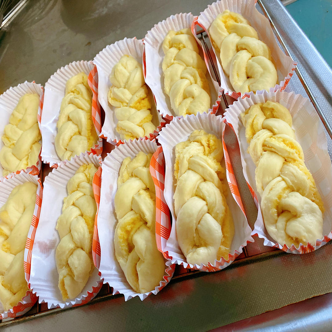 馋哭了隔壁小孩❗️好吃到停不下来的椰蓉面包