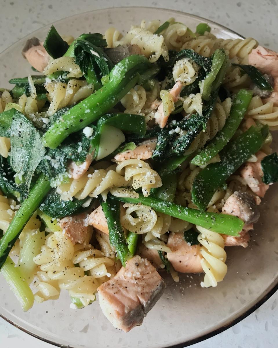 「小森林」青葱三文鱼意面