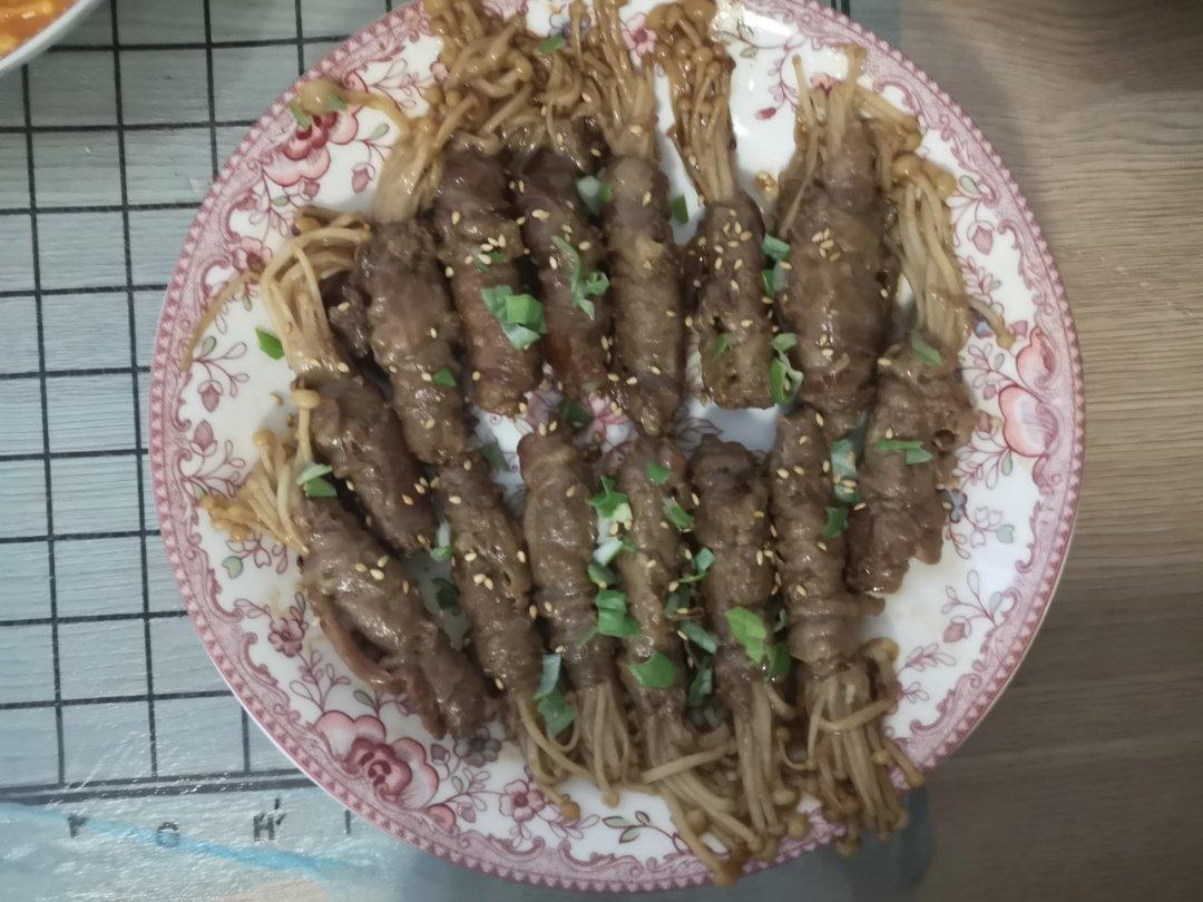 肥牛金针菇卷