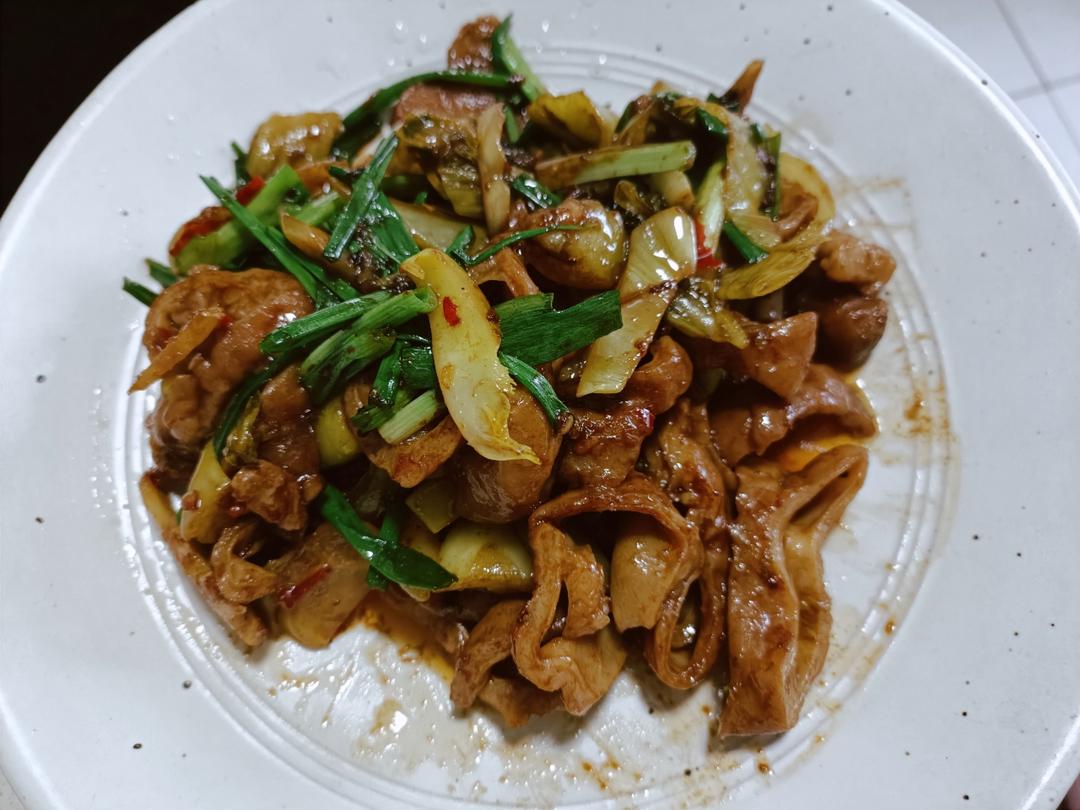 酸菜炒大肠（附超详细大肠清洗步骤）