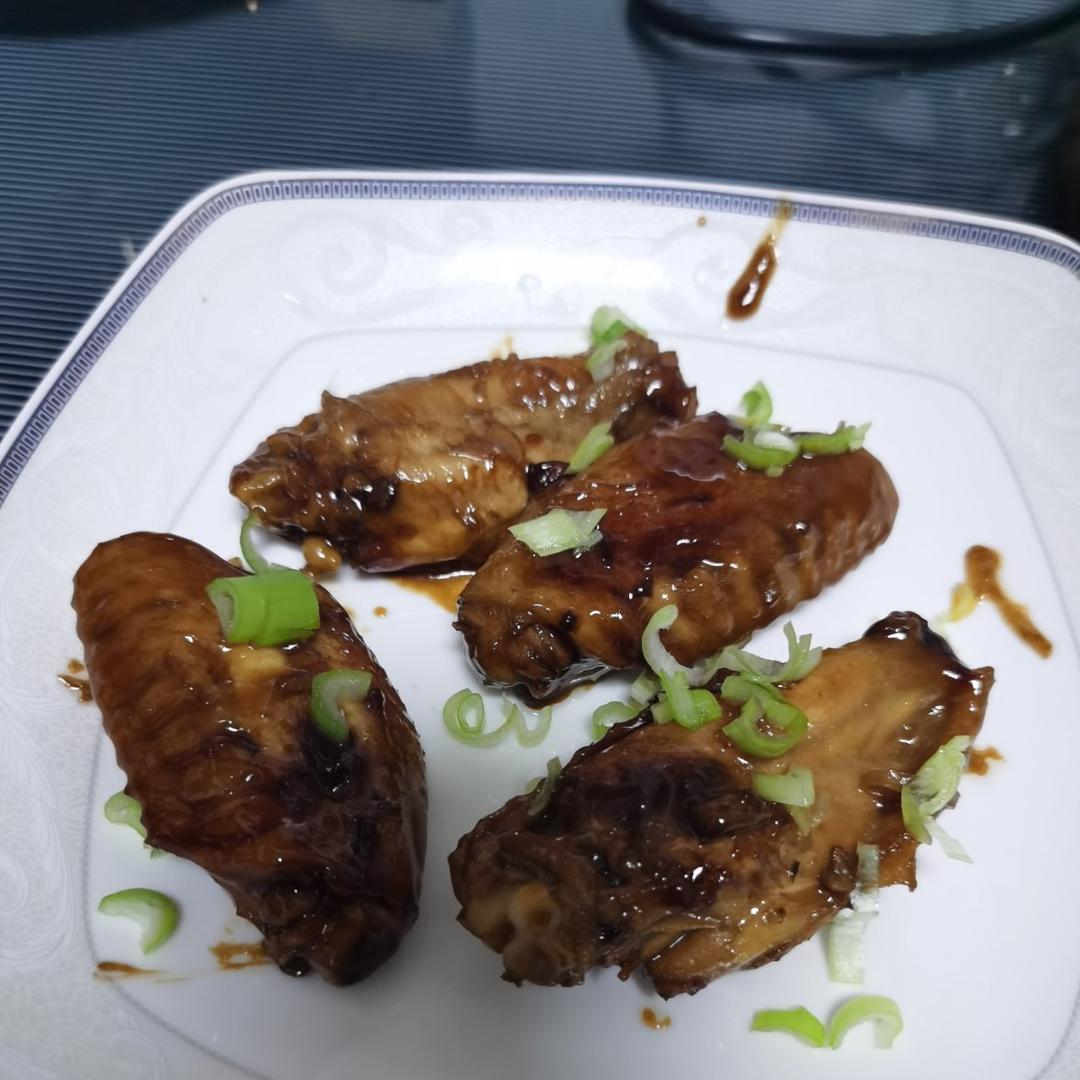 外婆教我的红烧鸡翅·连汤汁都狠好吃！！！