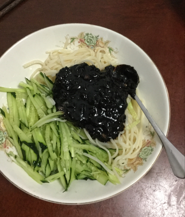 韩国炸酱面백종원 짜장면