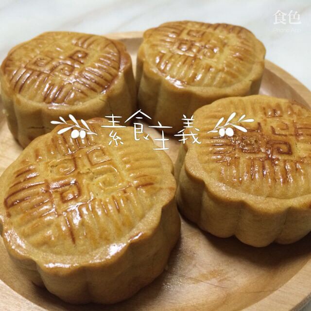 广式蛋黄莲蓉月饼