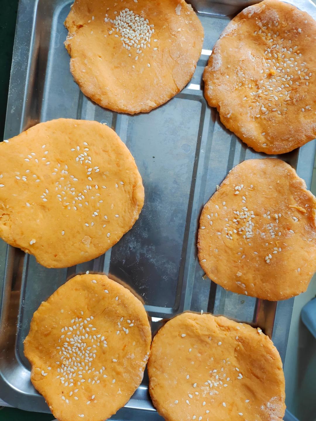 红薯饼（俗称地瓜饼）