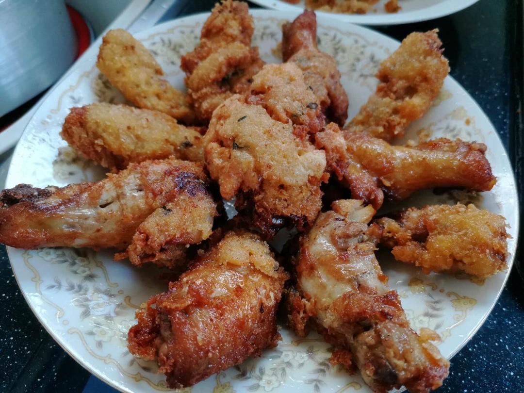 蒜香炸鸡翅