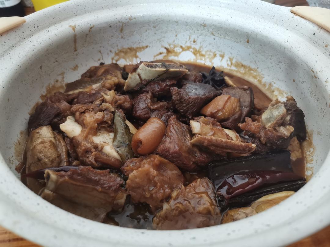 卤羊肉