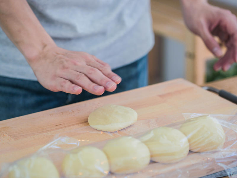 纯奶手撕吐司的做法 步骤1