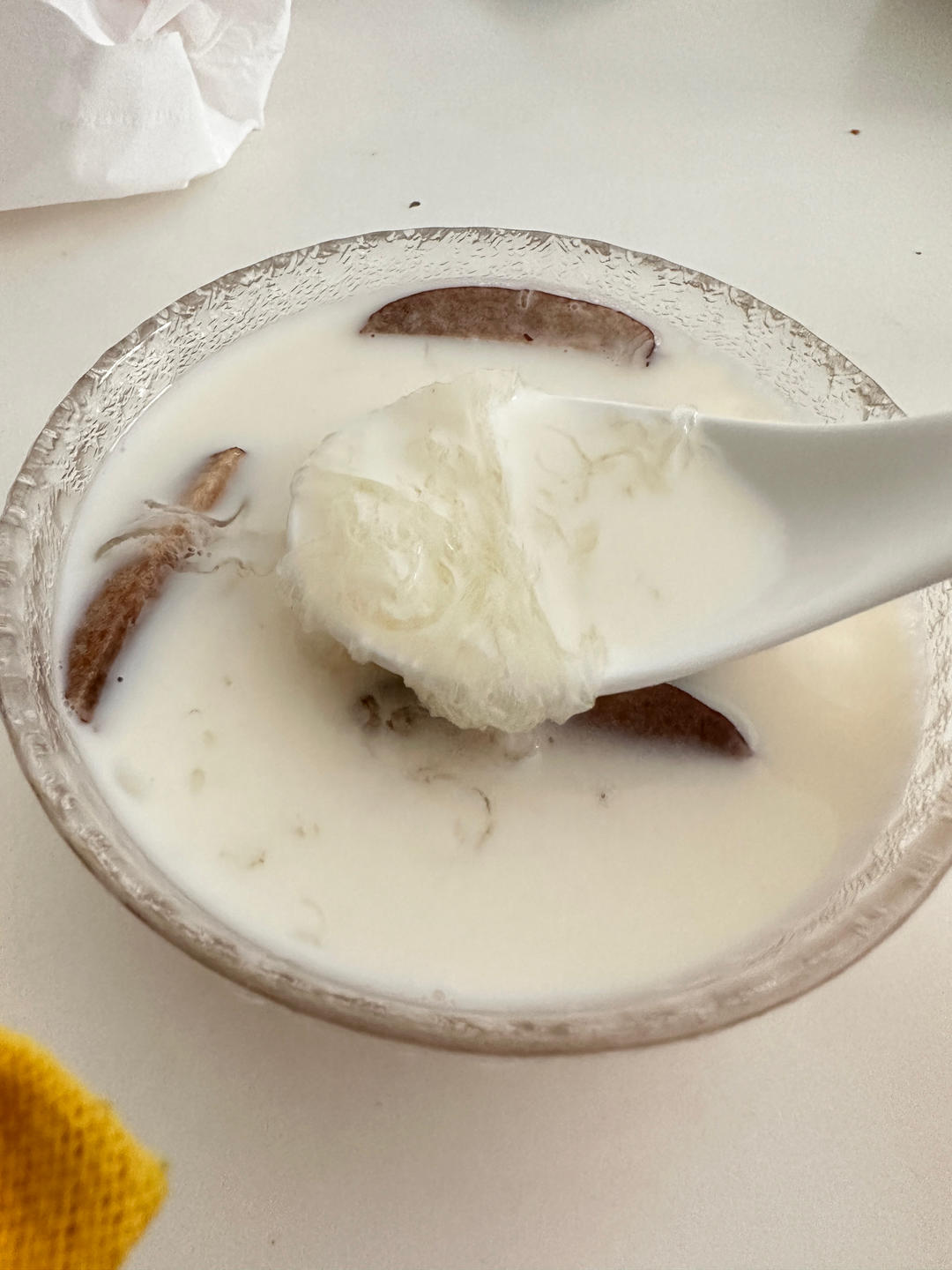 鲜炖牛奶燕窝