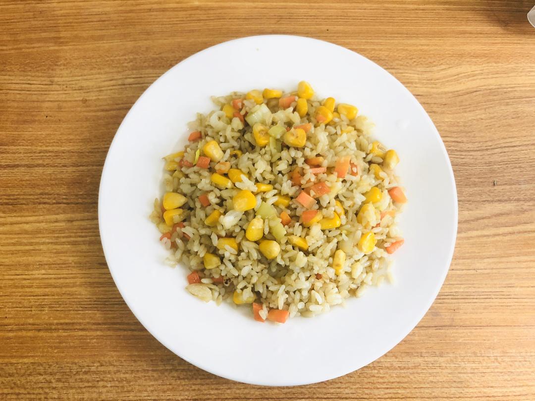 玉米粒蛋炒饭