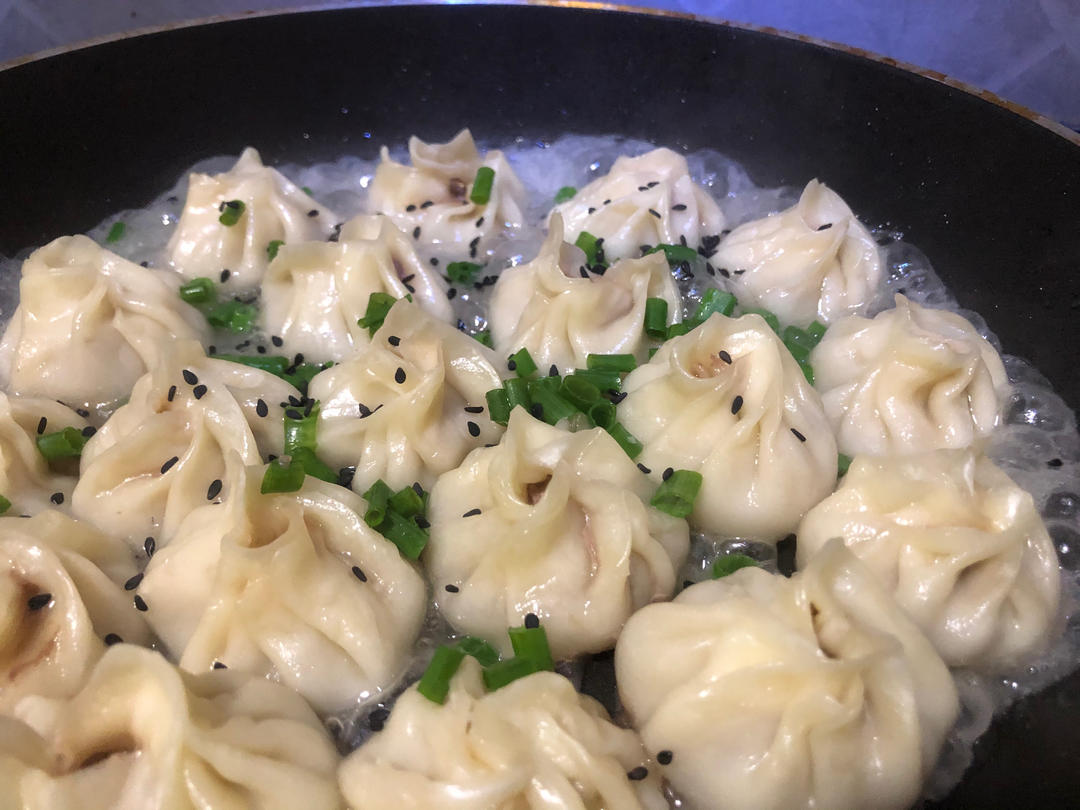 免揉面‼️脆底爆汁‼️懒人版拇指生煎包‼️