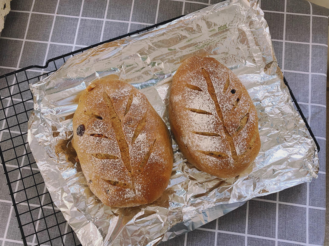 全麦蔓越莓核桃软欧包