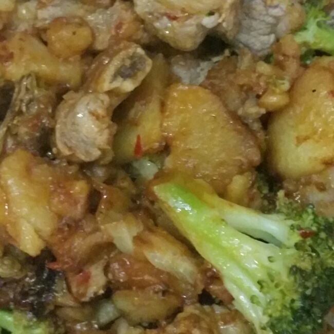 塔吉锅版腐乳排骨