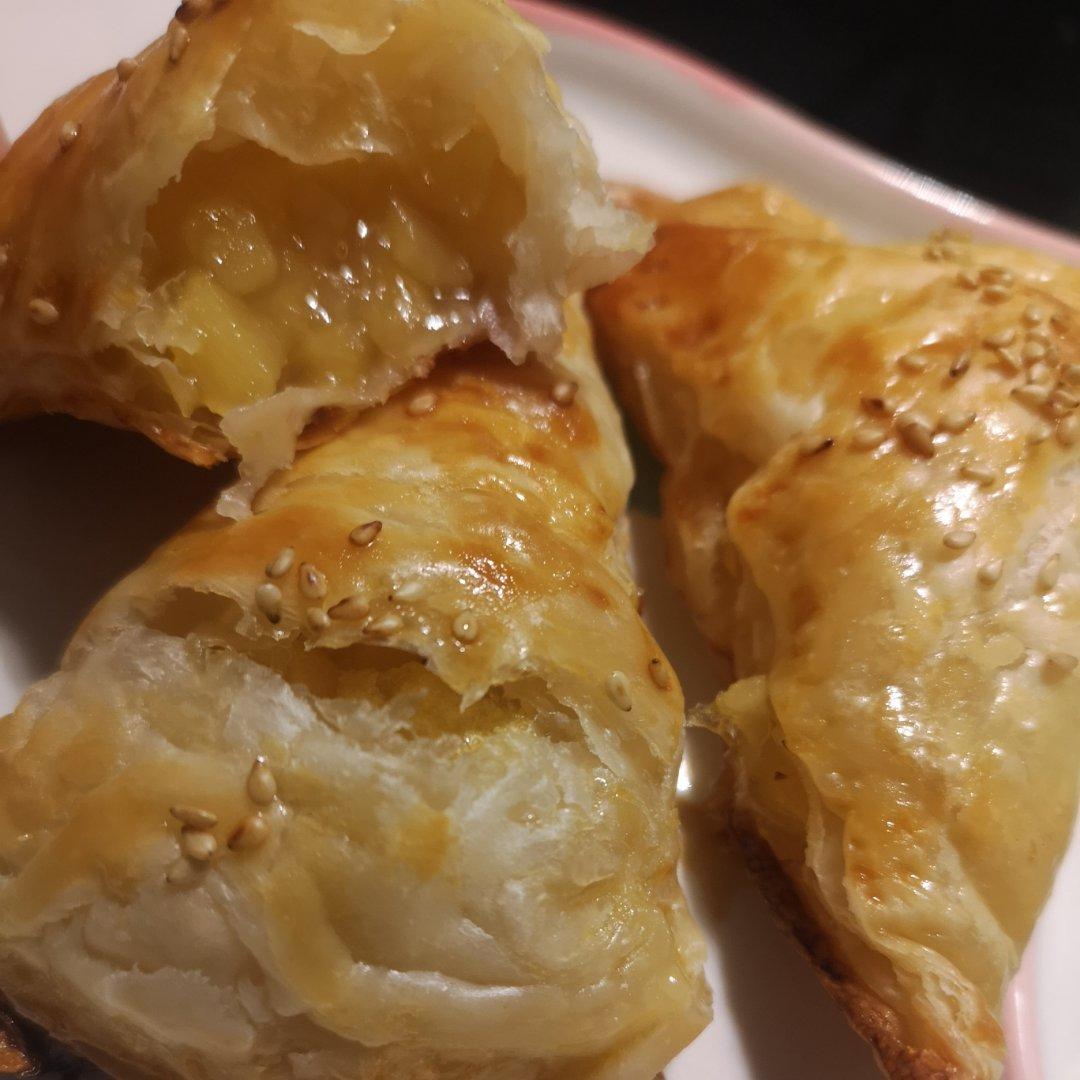 不用开酥，不用揉面，也能做香甜酥脆的苹果派