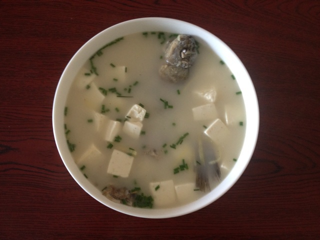 鲫鱼豆腐汤