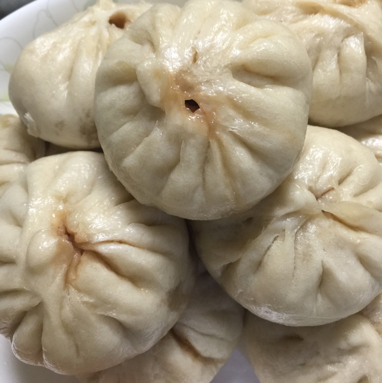 酱肉包子