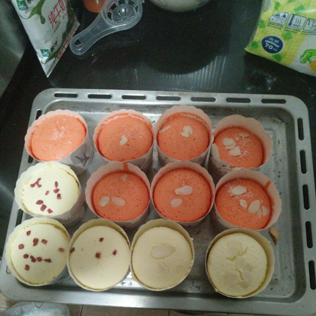 不塌不凹的纸杯戚风蛋糕