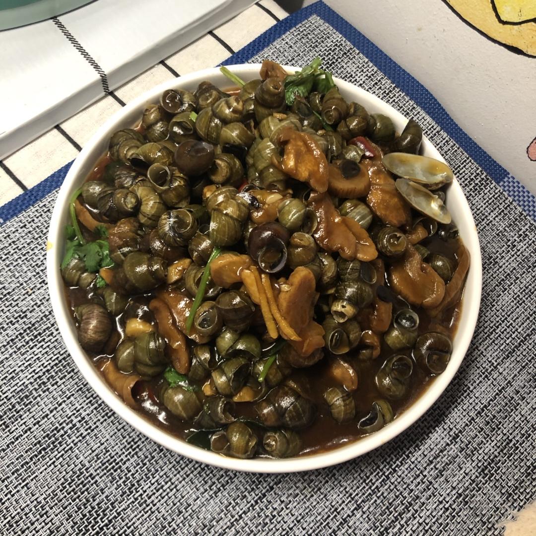 香辣田螺-和小龙虾并肩的四川夜宵之王