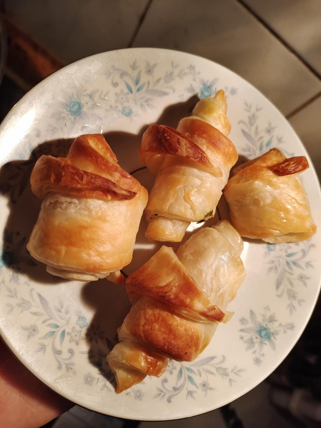 手抓饼版牛角小可颂