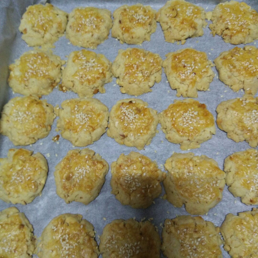 花生芝麻酥饼