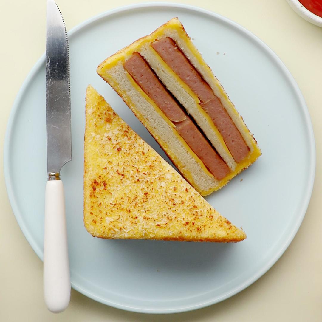 午餐肉芝士三明治