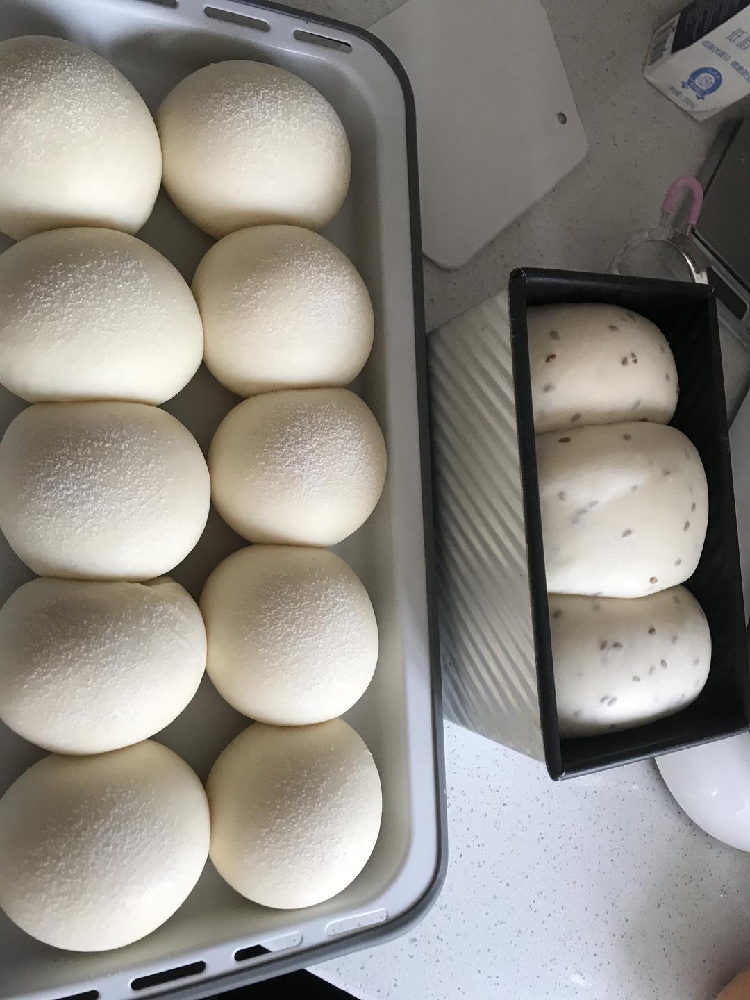 纯奶手撕吐司的做法 步骤1