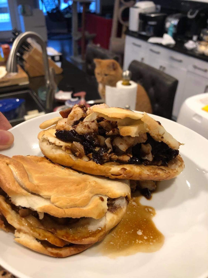 老潼关肉夹馍 | 香脆的酥皮馍 | 卤一口气吃三块馍的酱肉