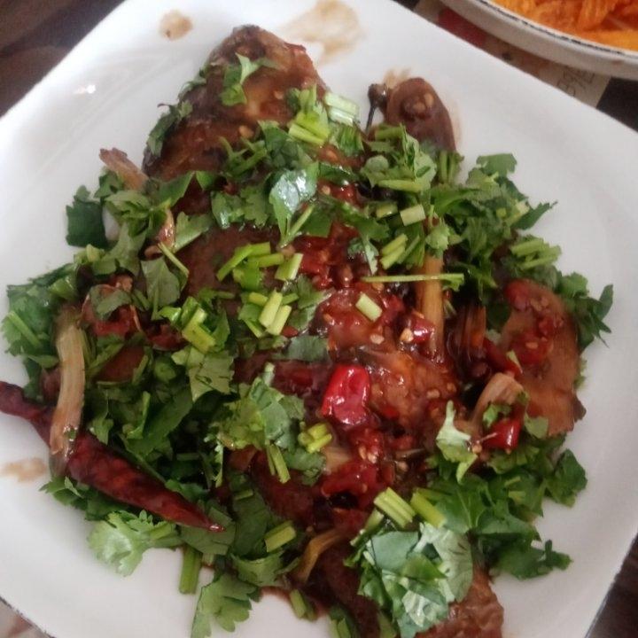 红烧鲤鱼
