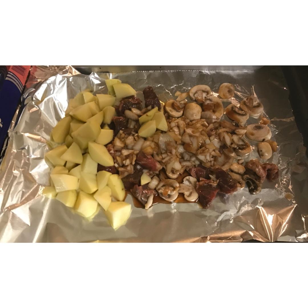 土豆洋葱烤牛肉