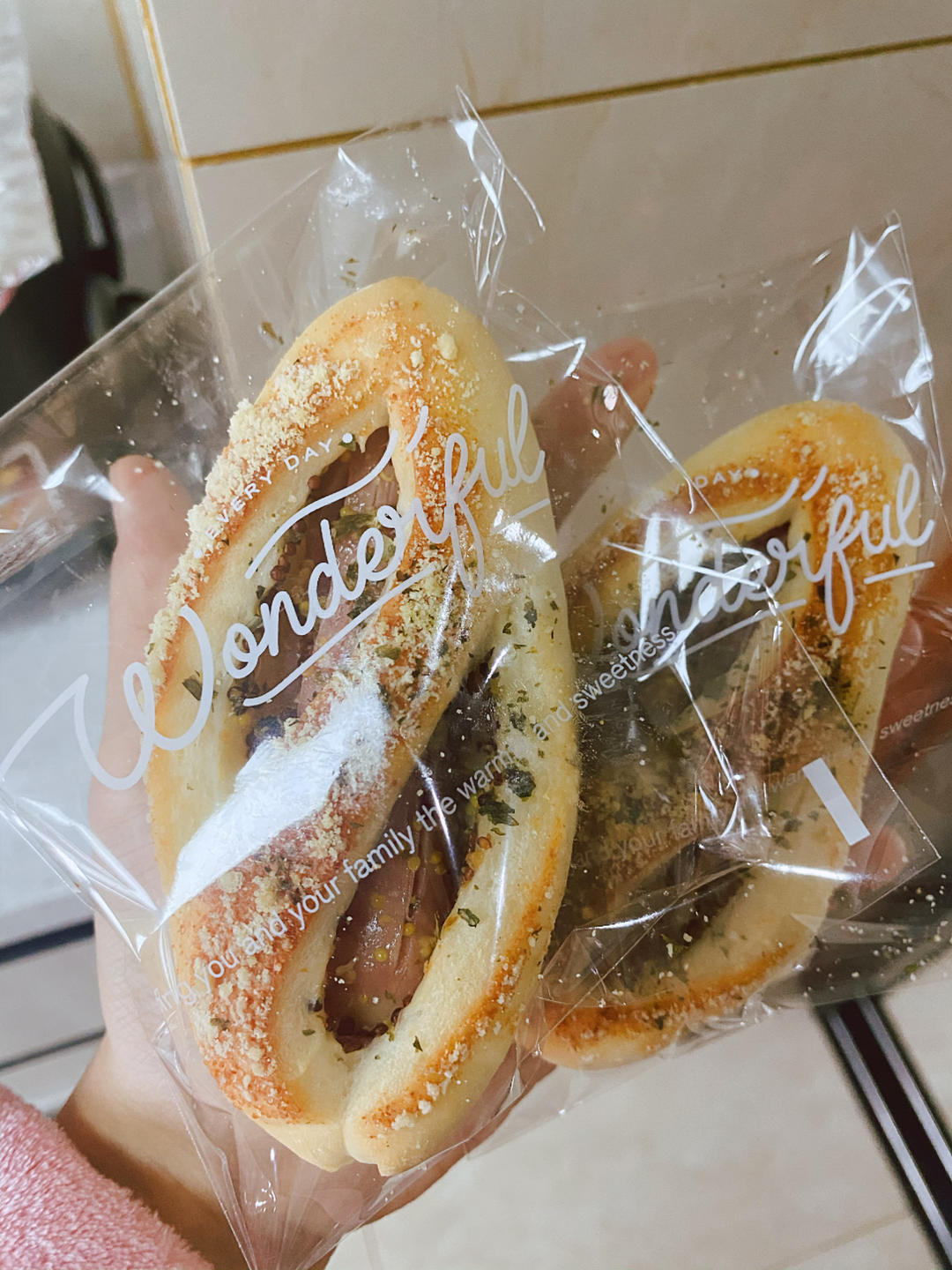 爆汁德式香肠面包｜大口吃肉肉｜发酵时间短｜快手好吃｜无需手套膜｜可做无油无糖