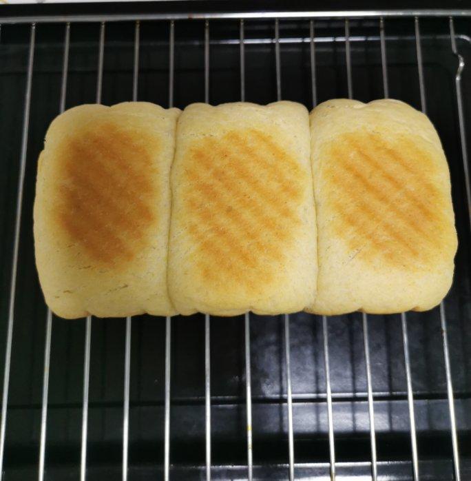 全家都爱吃的健康全麦吐司，新手也能做